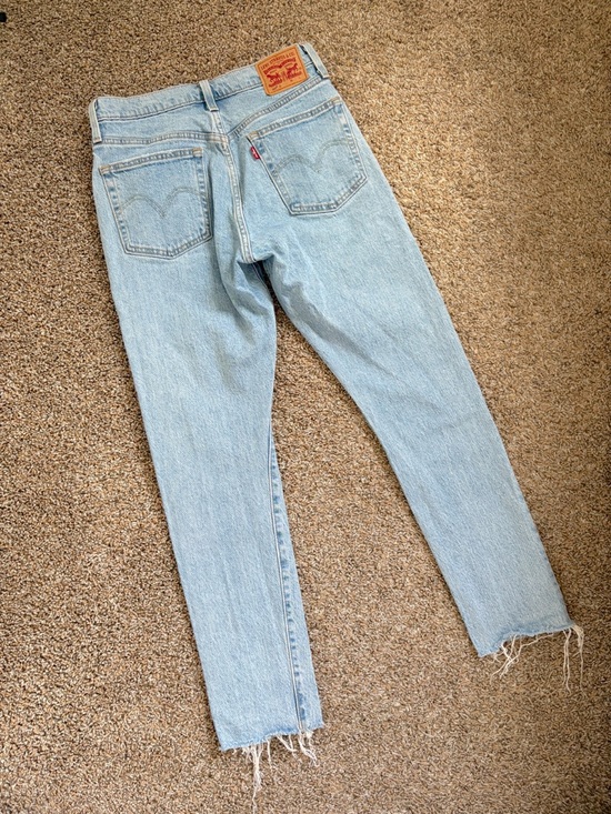 Levi's Denim - Levi's Light Wash High-Rise Straight Leg Jeans • Size 27